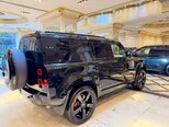 Land Rover Defender-7