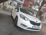 Kia Cerato-5