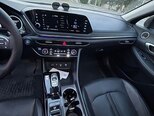 Hyundai Sonata-15