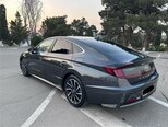 Hyundai Sonata-16