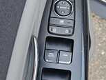 Kia Carnival-17