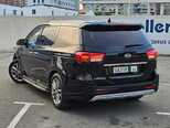 Kia Carnival-4