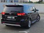 Kia Carnival-3