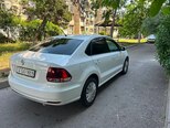 Volkswagen Polo-6