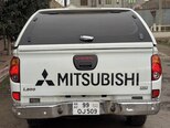 Mitsubishi L200-5
