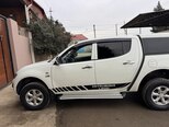 Mitsubishi L200-4