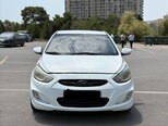 Hyundai Accent-1