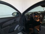 Chevrolet Cruze-12