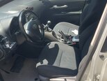 Toyota Auris-7