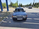 Mercedes 190-1