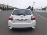 Toyota Auris-2