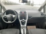 Toyota Auris-3