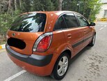 Kia Rio-5