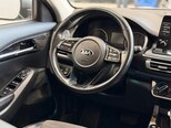 Kia Seltos-7