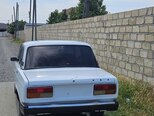 LADA (VAZ) 2107-2