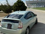 Toyota Prius-13