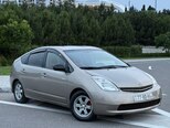 Toyota Prius-5