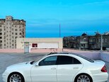 Mercedes E 230-3