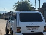 LADA (VAZ) Niva-2