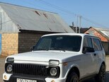 LADA (VAZ) Niva-11