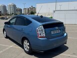 Toyota Prius-5