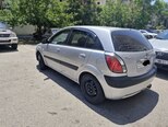 Kia Rio-5