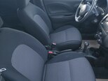 Nissan March-10