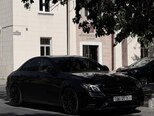 Mercedes E 300-1