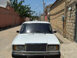 LADA (VAZ) 2107-1
