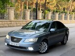 Hyundai Sonata-16