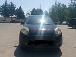 Nissan March-1