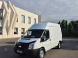 Ford Transit-10