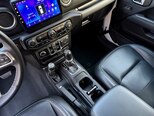 Jeep Wrangler-19