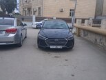 Hyundai Elantra-6
