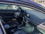 Hyundai Elantra-13