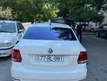 Volkswagen Polo-2