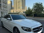 Mercedes E 300 4MATIC-5