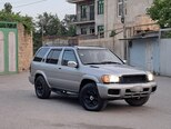 Nissan Pathfinder-9