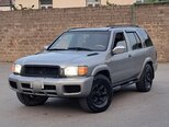 Nissan Pathfinder-1