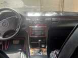 Mercedes E 280-3