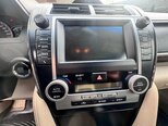 Toyota Camry-15
