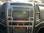 Hyundai Santa Fe-11