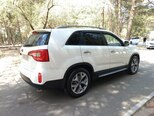 Kia Sorento-12