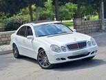 Mercedes E 220-1