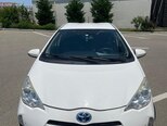 Toyota Aqua-3