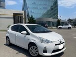 Toyota Aqua-4