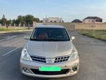 Nissan Tiida-1