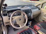Nissan Tiida-5