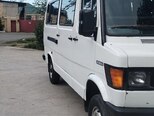Mercedes 208 D-2