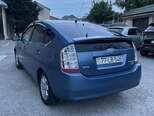 Toyota Prius-5